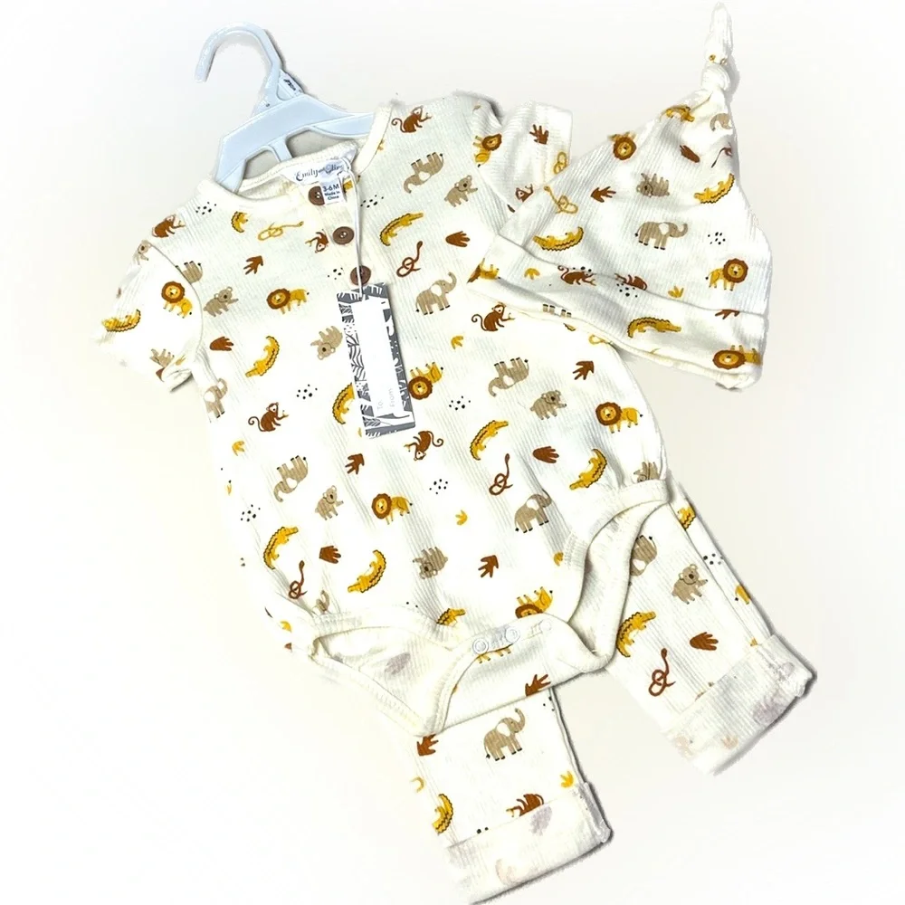 NWT 3 piece set Safari Cute Cotton Onesie matching leggings & cap
